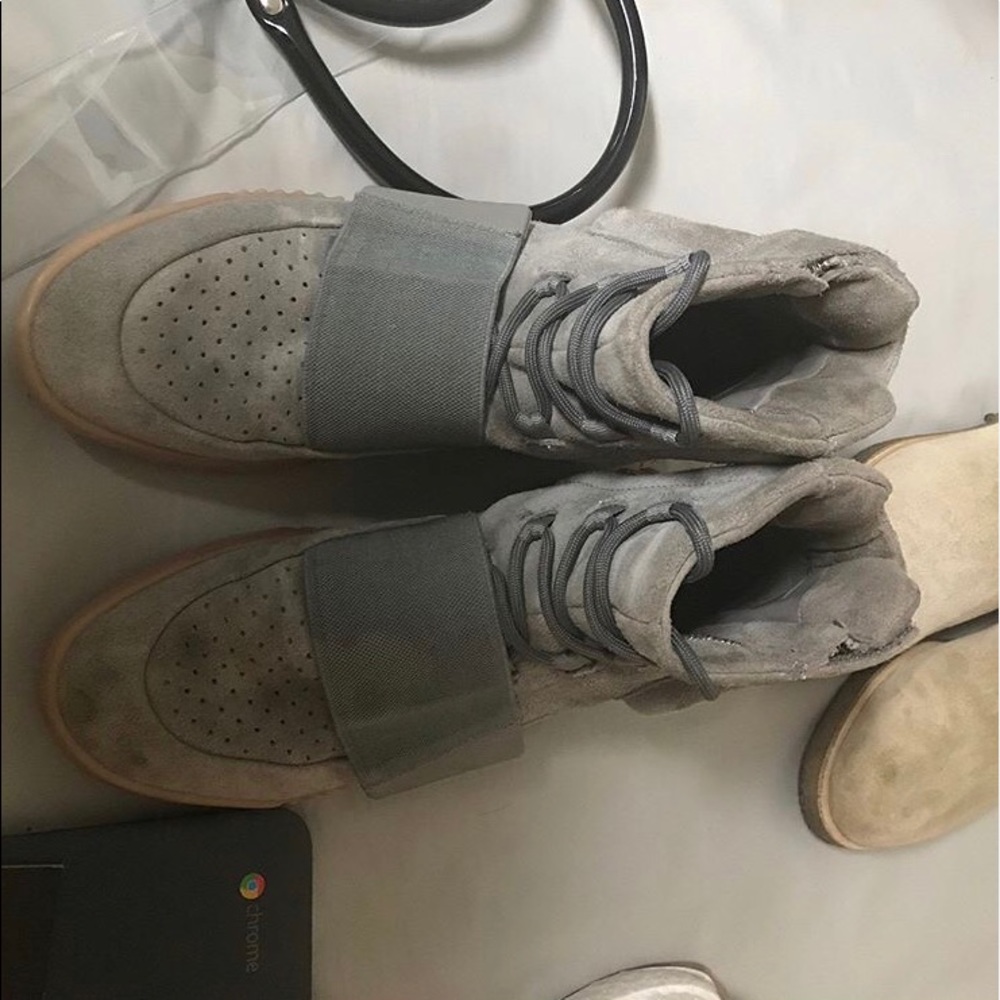 Yeezy Boost 750 Gum 'Glow in the Dark'